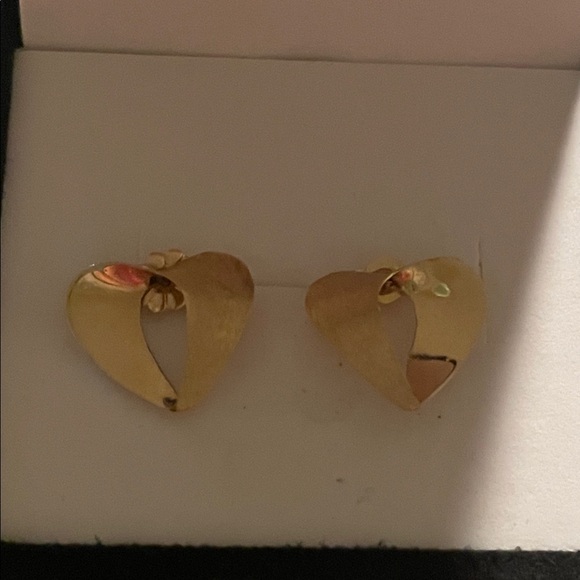 14K Brushed Gold Heart Earrings